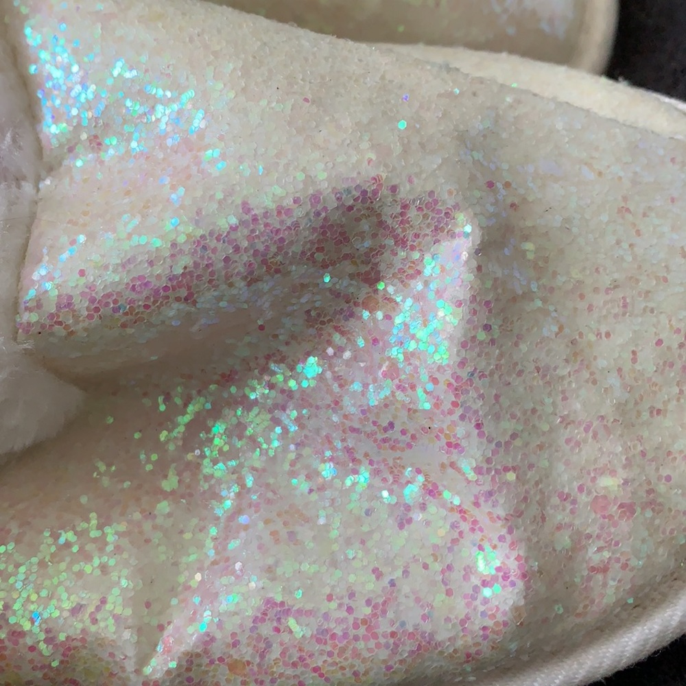 White sparky slippers - Picture 2 of 2